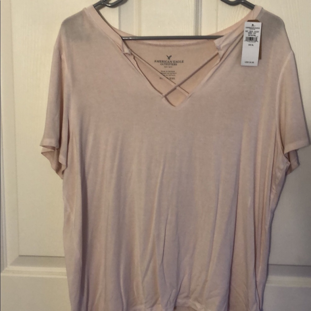 Light pink v-neck t-shirt